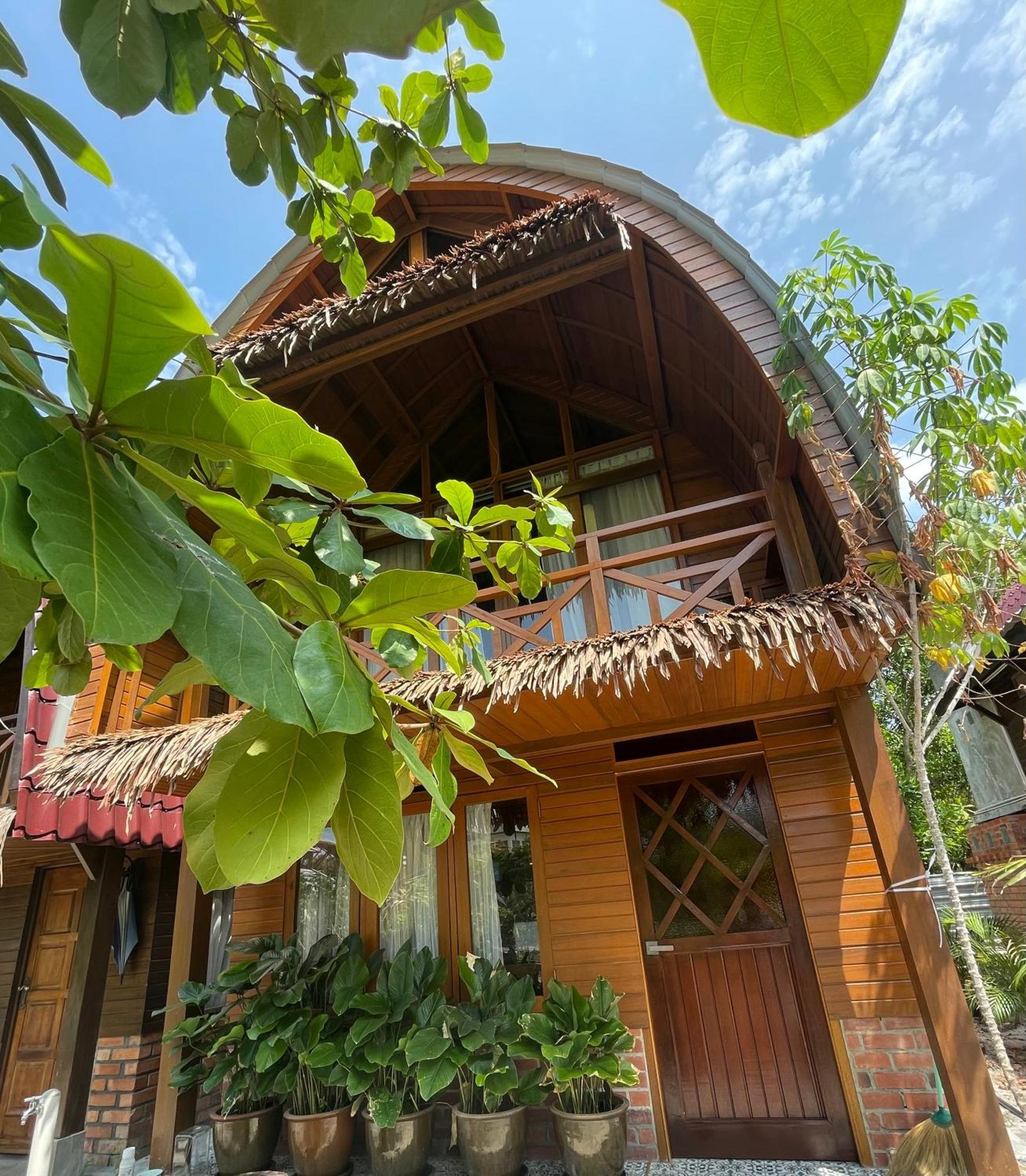 Golden Chenang Village Pantai Cenang  Exterior photo